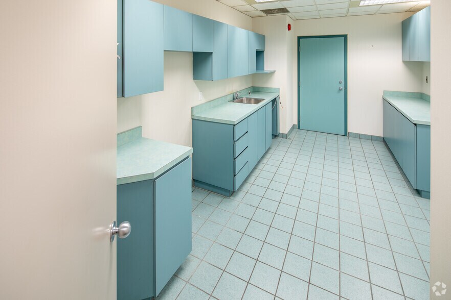 More Photos Of 111 Grangeway Ave, Toronto Office For Lease