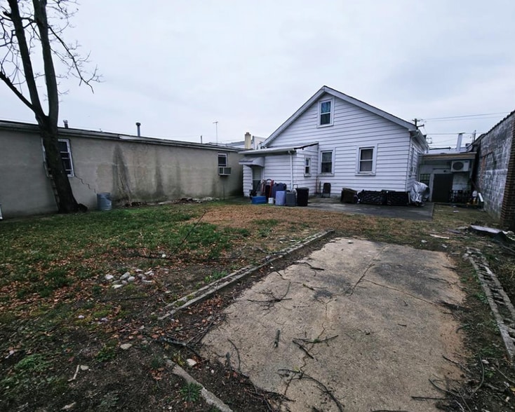 More Photos Of 777 W Merrick Rd, Valley Stream Storefront Retail Residential For Sale