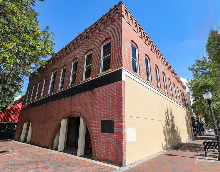 Primary Photo Of 1 SE 1st Ave, Gainesville Medical For Lease