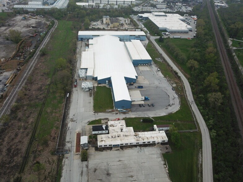 More Photos Of 300 E Joe Orr Rd, Chicago Heights Manufacturing For Sale