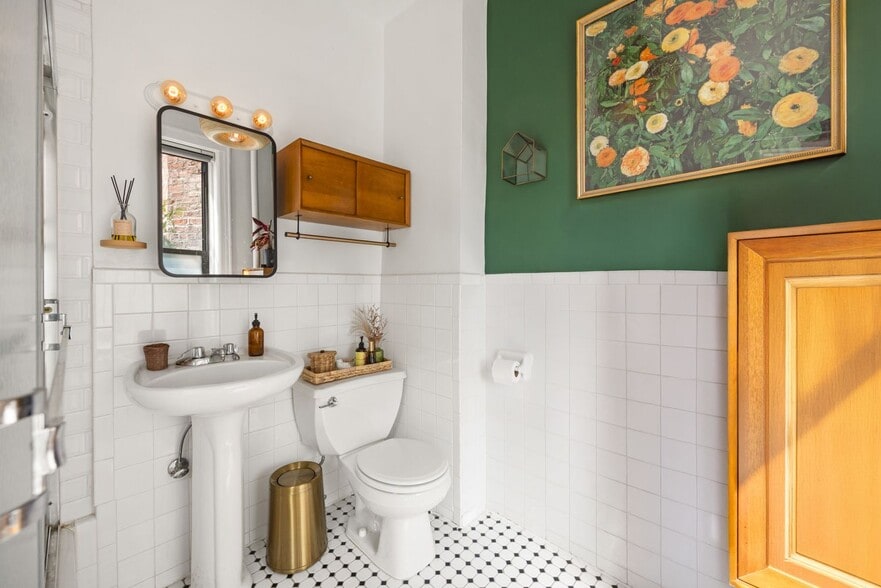 More Photos Of 192-194 Union St, Brooklyn Apartments For Sale