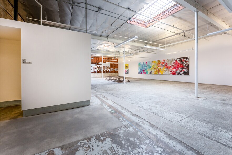 More Photos Of 2212 Main St, San Diego Industrial For Lease