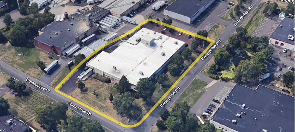 Primary Photo Of 200 Commerce Dr, Montgomeryville Warehouse For Sale