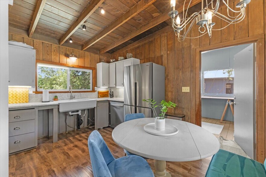 More Photos Of 5647 Highway 128, Geyserville Multifamily For Sale