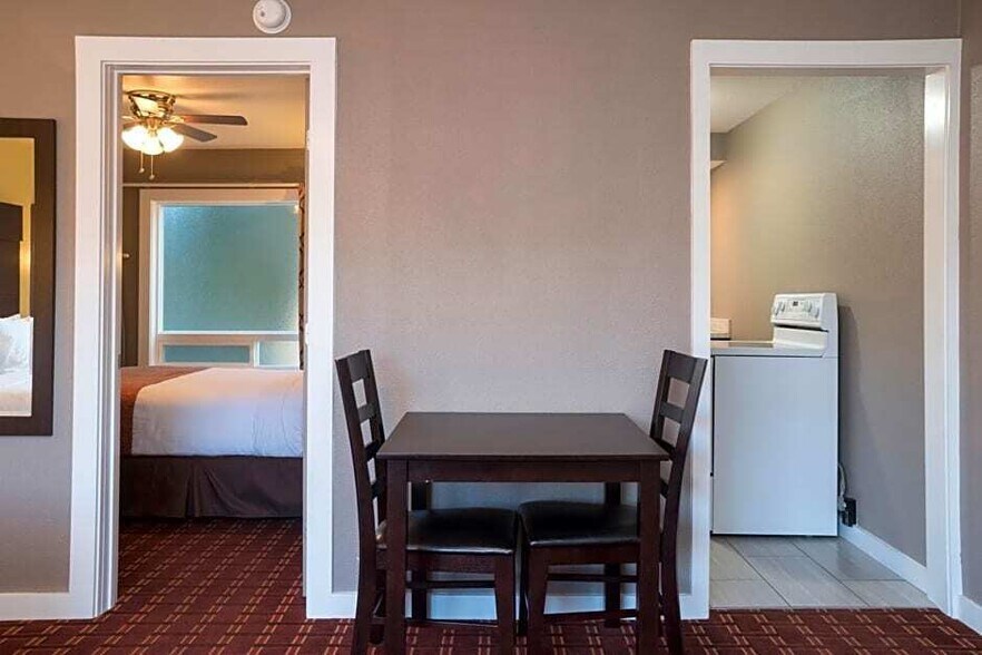 More Photos Of 9110 SW Barbur Blvd, Portland Hotel For Sale