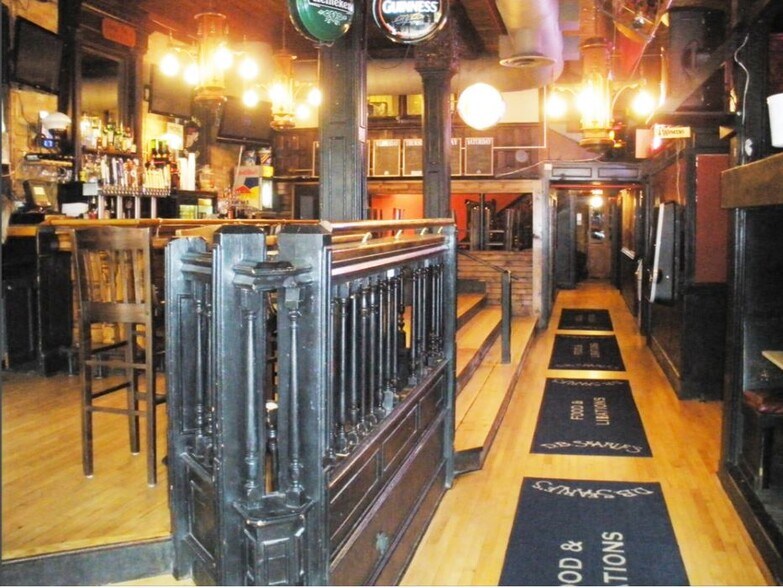 More Photos Of 18 5th Ave S, Saint Cloud General Retail For Sale