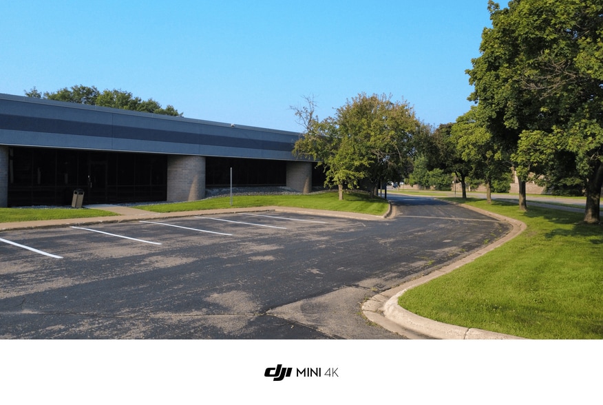 More Photos Of 700-865 5th St S, Hopkins Flex For Sale
