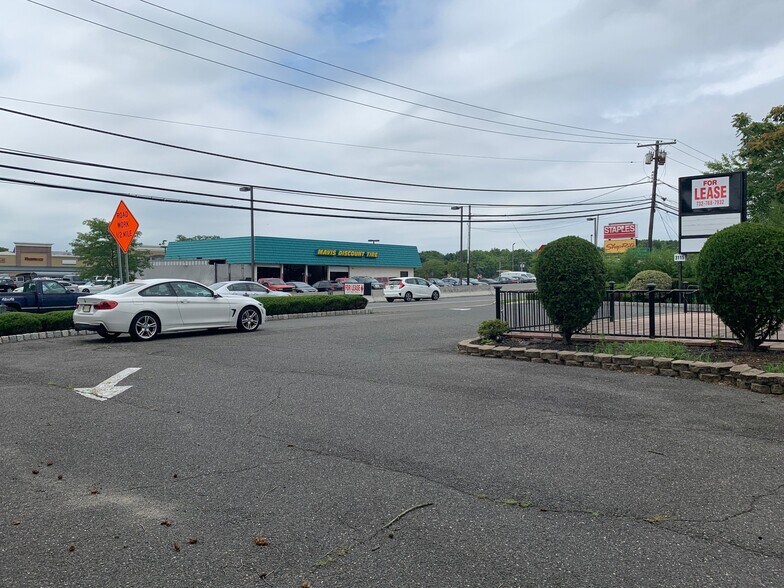 More Photos Of 3115 State Route 35, Hazlet Restaurant For Sale
