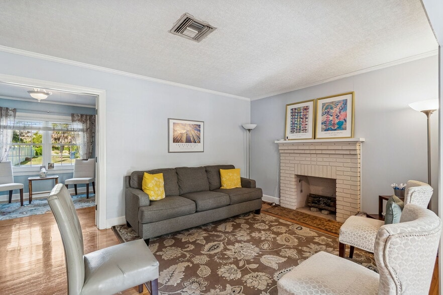 More Photos Of 3705 S Macdill Ave, Tampa Medical For Sale