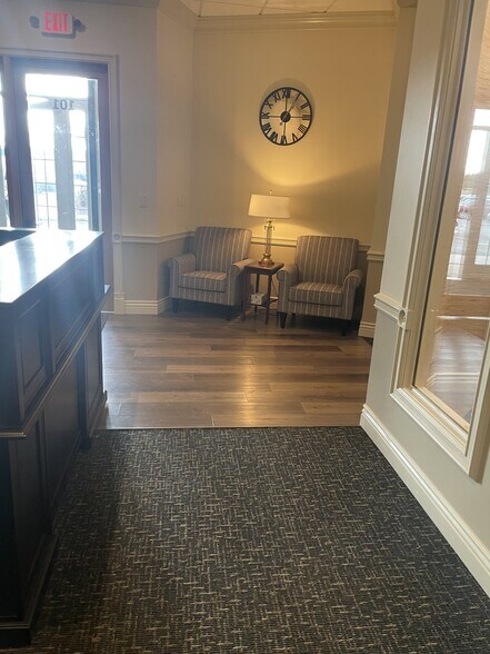 More Photos Of 6700 Keaton Corporate Pky, O'Fallon Office For Sale