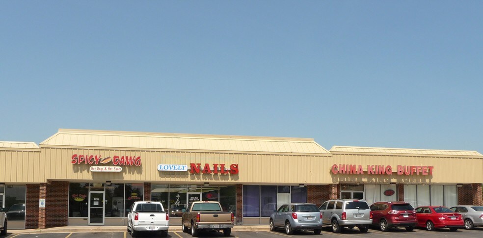 More Photos Of 14407 NE 23rd St, Choctaw Unknown For Lease