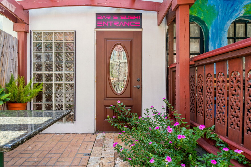 More Photos Of , Tampa Unknown For Sale