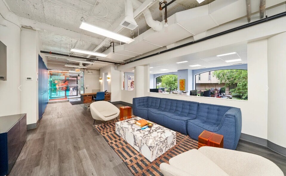 More Photos Of 345 N Canal St, Chicago Apartments For Lease