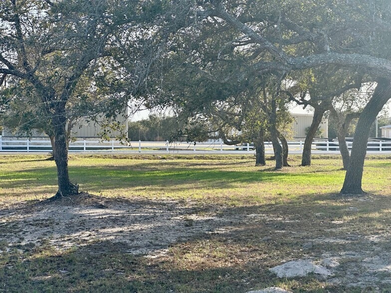 More Photos Of 1524 16th St, Rockport Manufactured Housing Mobile Home Park For Sale