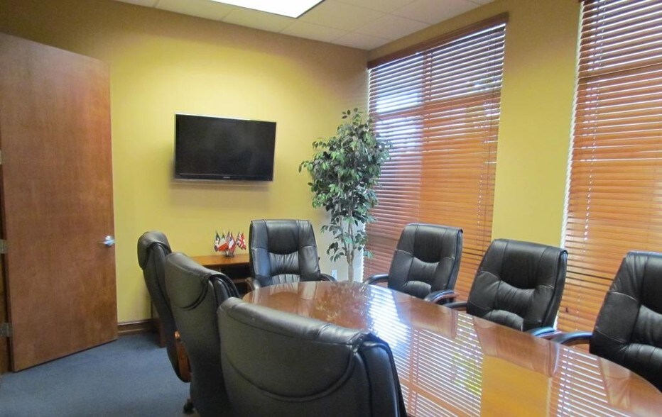 More Photos Of 1391 Sawgrass Corporate Pky, Sunrise Office For Sale