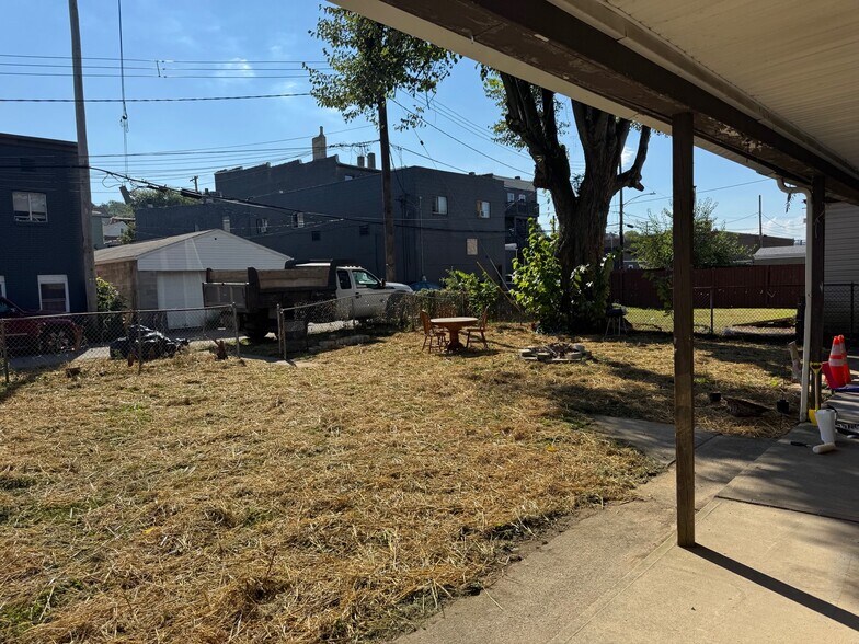 More Photos Of 609 Allegheny Ave, Glassport Apartments For Sale