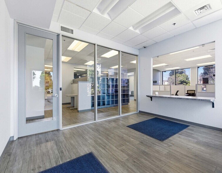 More Photos Of 1615 Soscol Ave, Napa Office For Lease