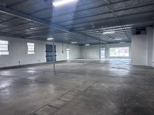 More Photos Of 1330 W Beaver St, Jacksonville Service For Lease