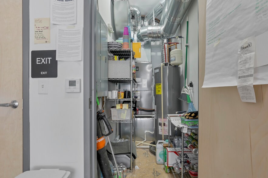 More Photos Of 1555-1563 N 4th St, Columbus Apartments For Sale