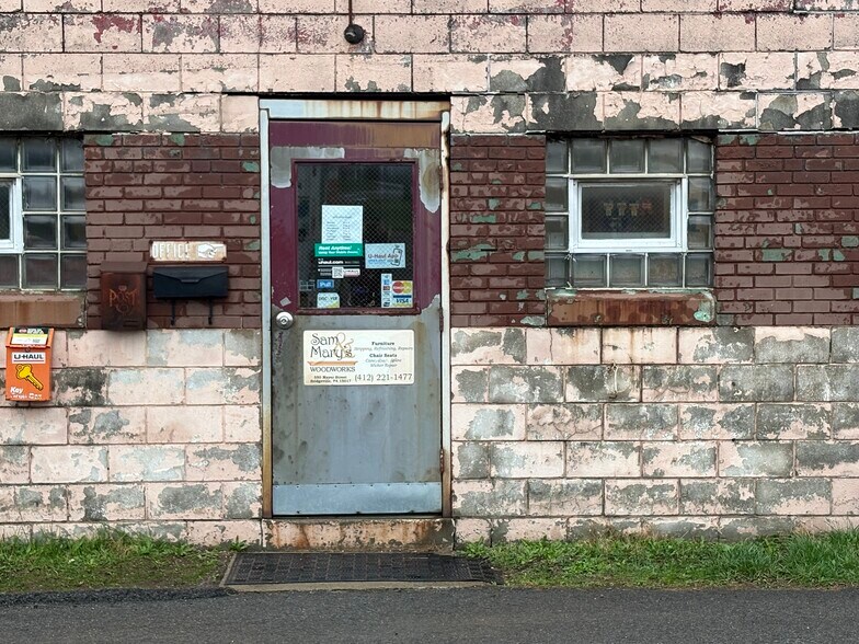 More Photos Of 550 Mayer St, Bridgeville Warehouse For Sale