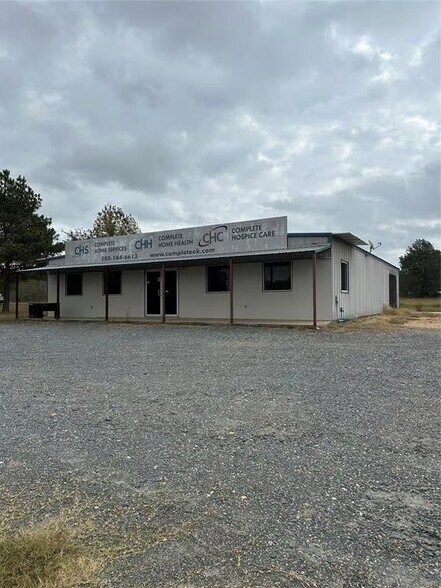 More Photos Of 3979 S Park Dr, Broken Bow Office For Sale