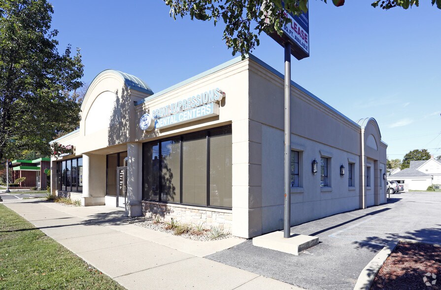 Primary Photo Of 530-534 S Monroe St, Monroe Office For Lease