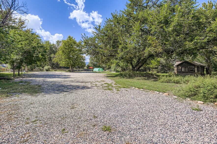 More Photos Of 1305 W 3rd St, Florence Hotel For Sale