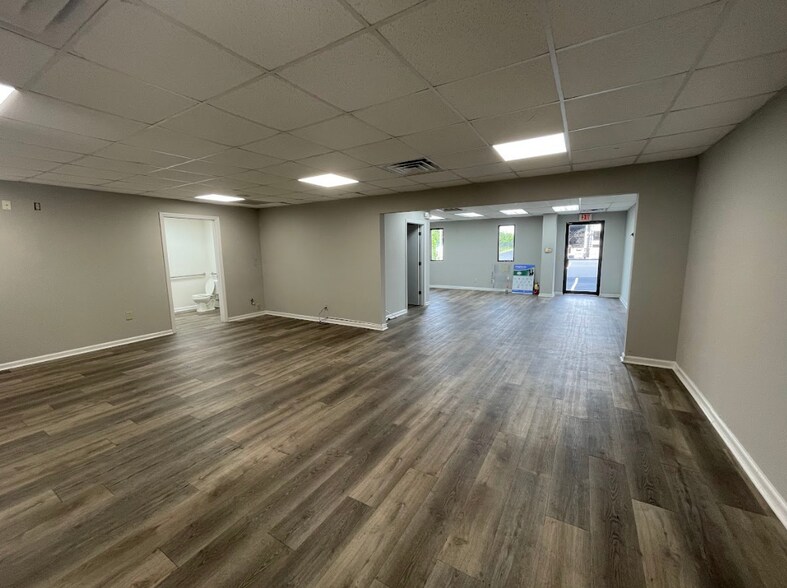 More Photos Of 4454 Warm Springs Rd, Columbus Warehouse For Lease