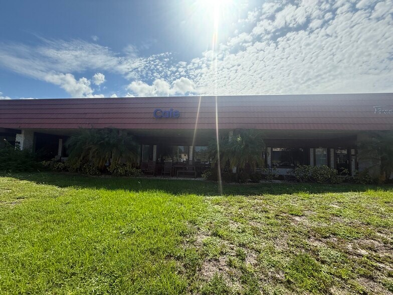 More Photos Of 3755 Cape Haze Dr, Rotonda West Unknown For Lease