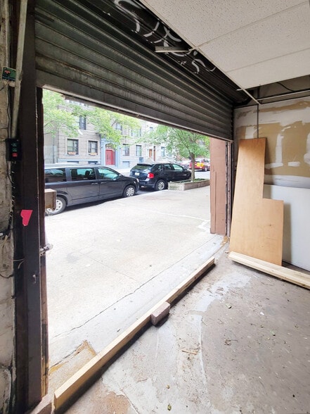 More Photos Of 434 W 154th St, New York Flex For Lease