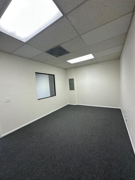 More Photos Of 2370-2420 W Carson St, Torrance Unknown For Lease