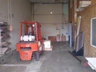 More Photos Of 2555-2557 Soquel Dr, Santa Cruz Warehouse For Sale