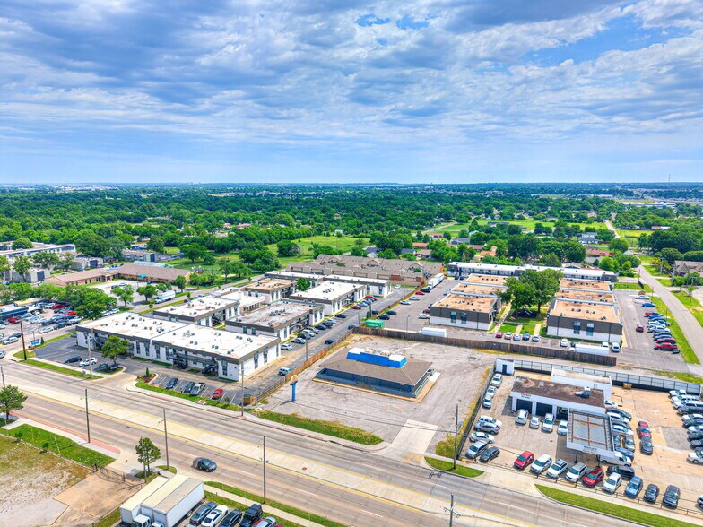 More Photos Of 1713 S Memorial Dr, Tulsa Apartments For Sale
