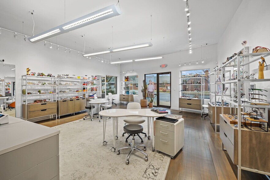 More Photos Of 2702 Ashland Ave, Saint Joseph Freestanding For Sale