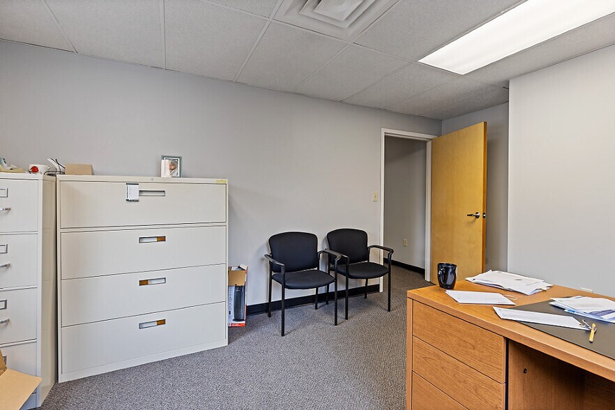 More Photos Of 323 State St, Augusta Office Residential For Sale