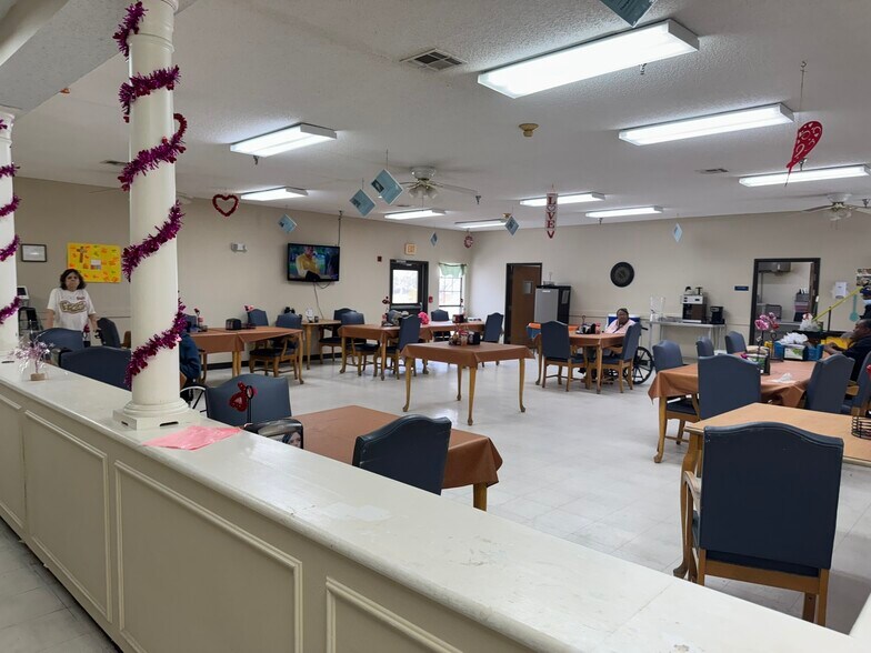 More Photos Of 7001 S Hazel St, Pine Bluff Assisted Living For Sale