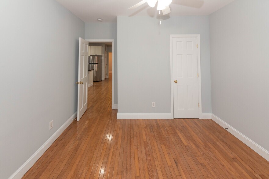 More Photos Of 2445 Lakeview Ave, Baltimore Apartments For Sale