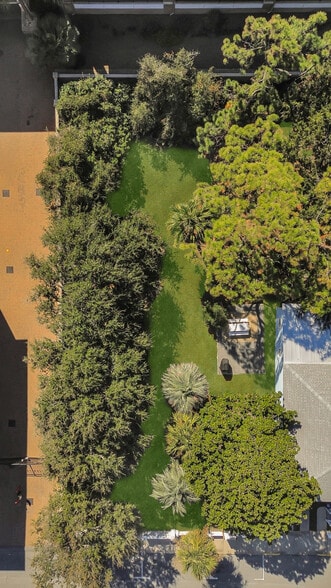 More Photos Of 15 15th St, Tybee Island Specialty For Lease