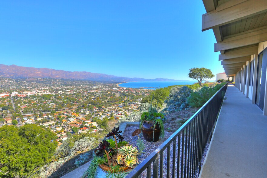 Primary Photo Of 800 Miramonte Dr, Santa Barbara Office For Lease