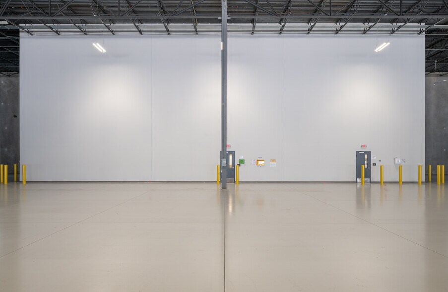 More Photos Of 2280 Lane Ave N, Jacksonville Unknown For Lease