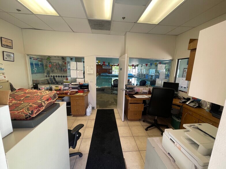 More Photos Of 1722 E Rose Ave, Orange Office For Sale