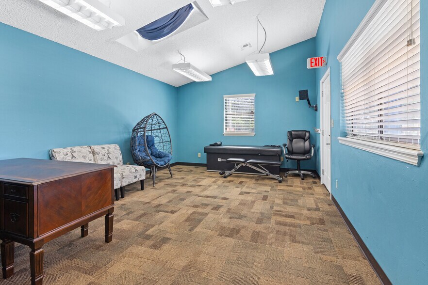 More Photos Of 4334 N Meridian Ave, Oklahoma City Office Residential For Sale