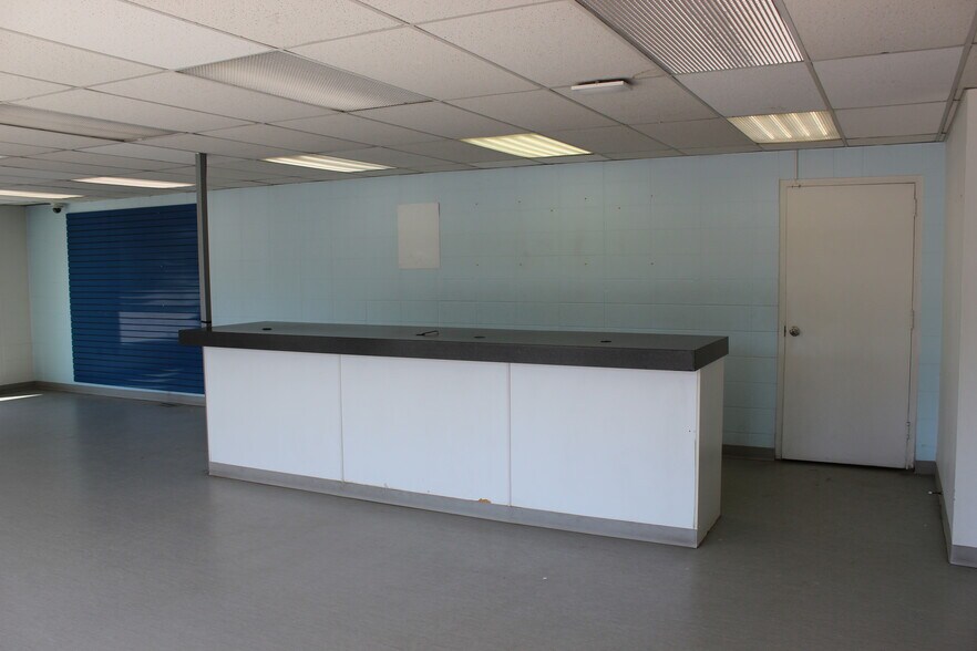 More Photos Of 5214 Gaetz Ave, Red Deer Auto Dealership For Sale