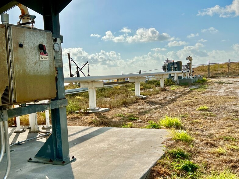 More Photos Of 1603 N State Highway 35, Aransas Pass Land For Sale