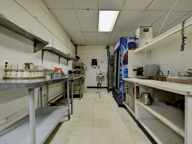 More Photos Of 638-640 Stokes Rd, Medford Restaurant For Sale