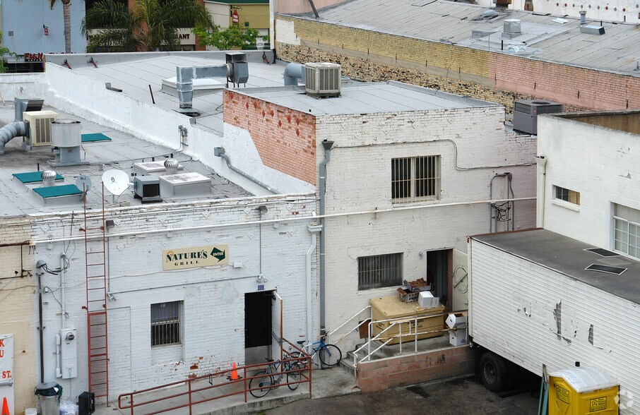 More Photos Of 574-576 E Main St, Ventura Storefront For Lease