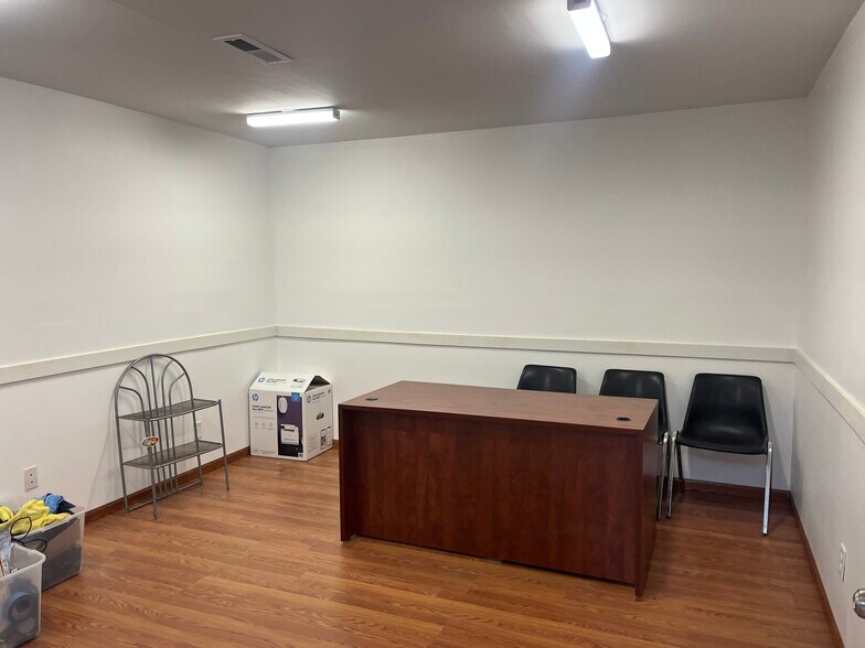 More Photos Of 2925 Switzer Ave, Columbus Warehouse For Lease