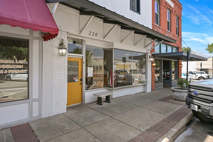 More Photos Of 220 N Main St, Bryan Storefront For Sale