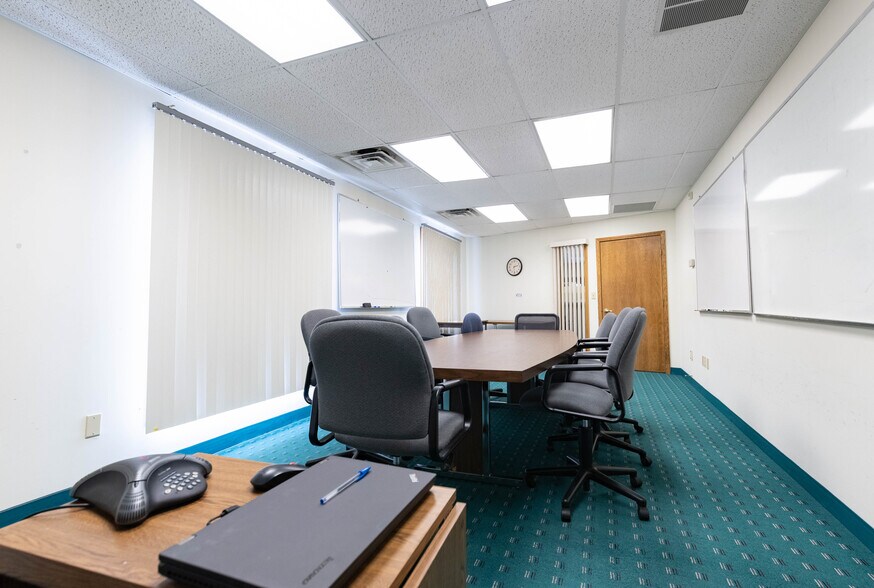 More Photos Of 4132 Elida Rd, Lima Medical For Sale