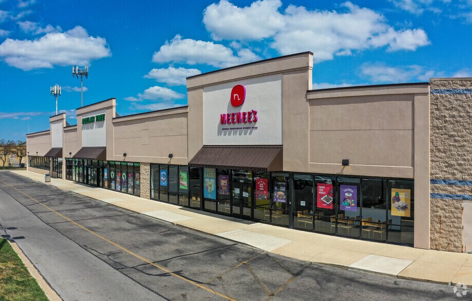 More Photos Of 6000-6100 Sawmill Rd, Dublin Storefront For Lease